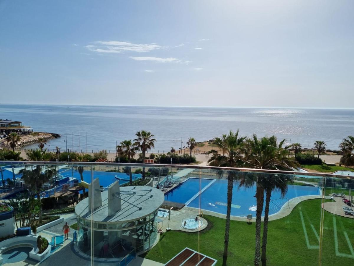 Bright Sea Senses With Sea Views