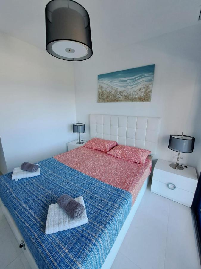 Bright Sea Senses With Sea Views Torrevieja